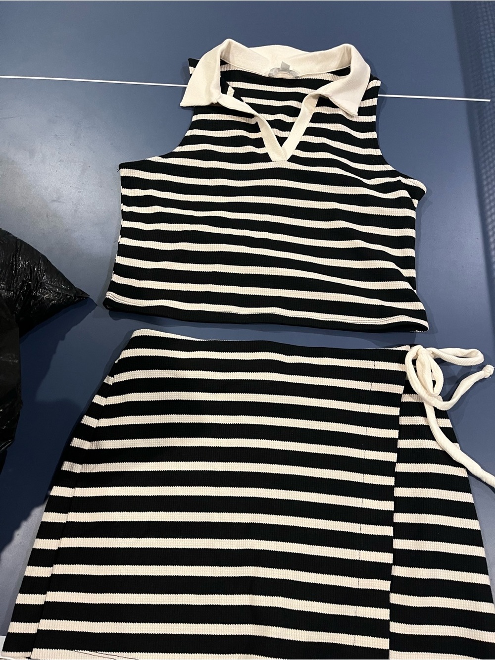 Striped Two-Piece Knit Set - Black & White size Large